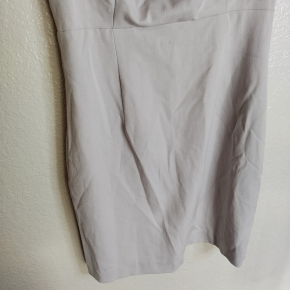 Black Halo Jackie O Sleeveless Sheath Dress in light grey sz 6 - Picture 9 of 9